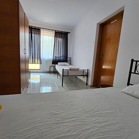 Z Villa Bukarest Eksteriør billede