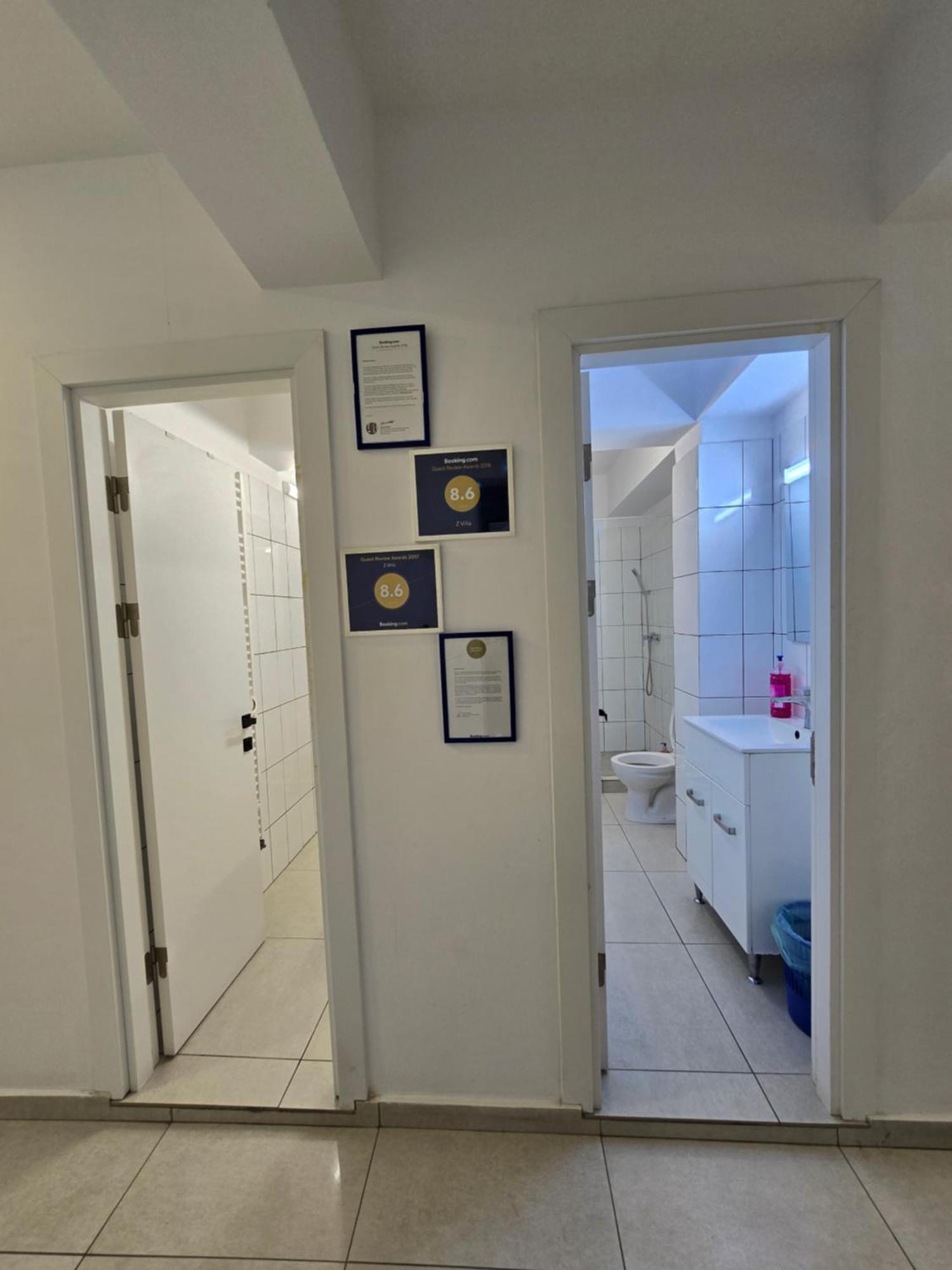 Z Villa Bukarest Eksteriør billede