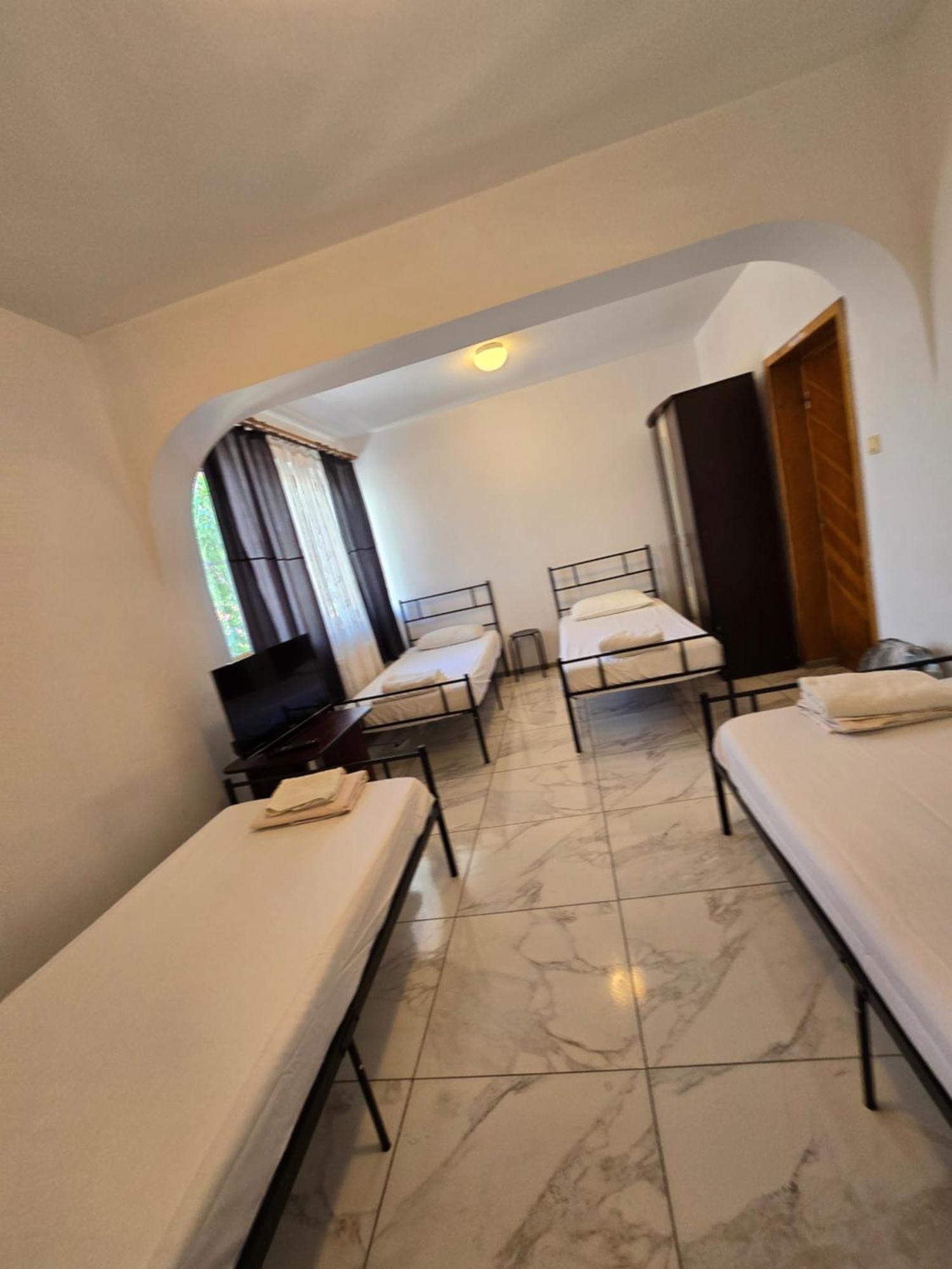 Z Villa Bukarest Eksteriør billede