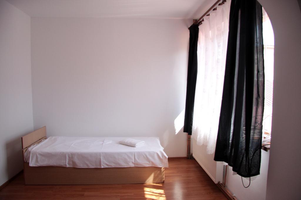 Z Villa Bukarest Værelse billede